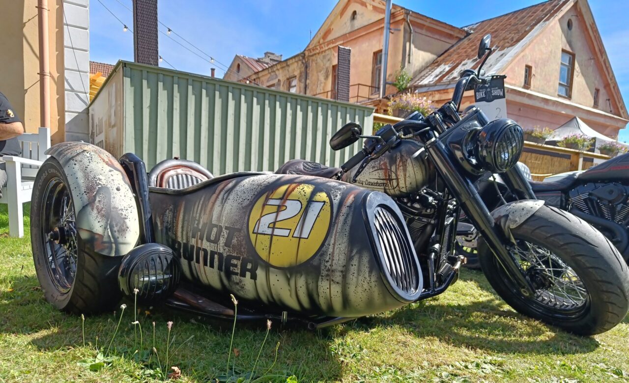 Valge Daami Bike Show esitles üle poolesaja iseehitatud mootorratta