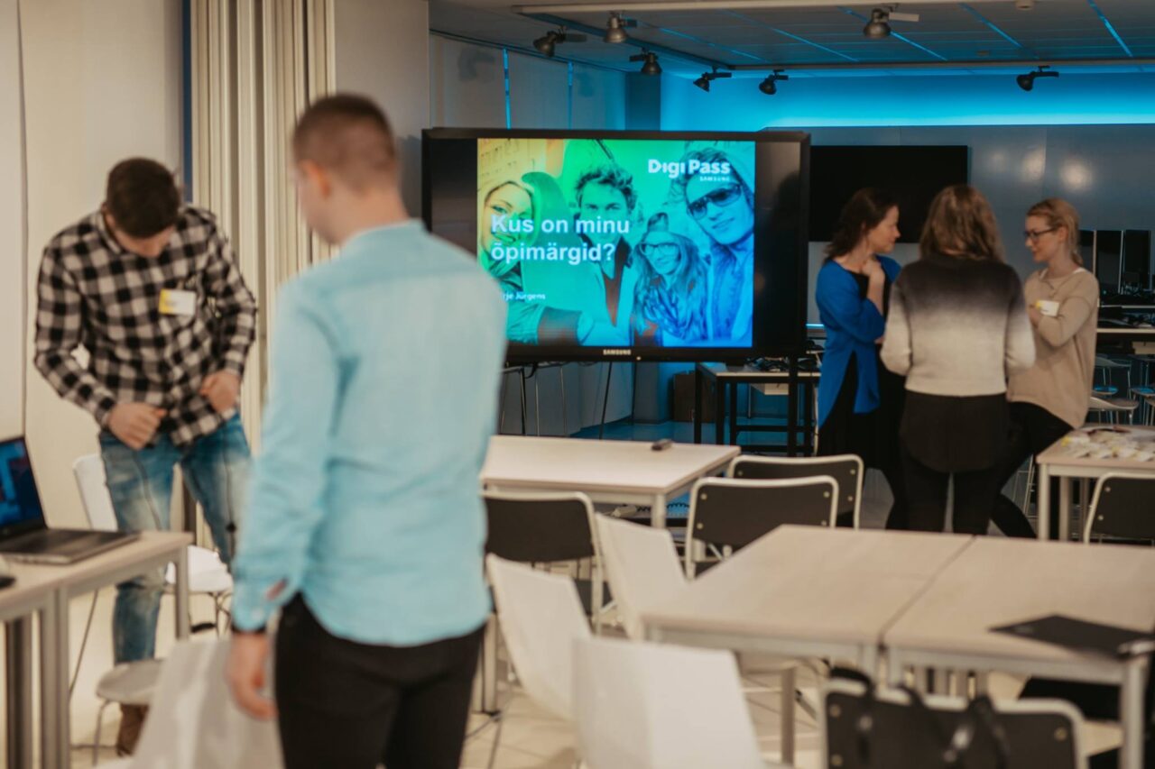 Digihuvilisi noori ootab ees Digi Passi finaal