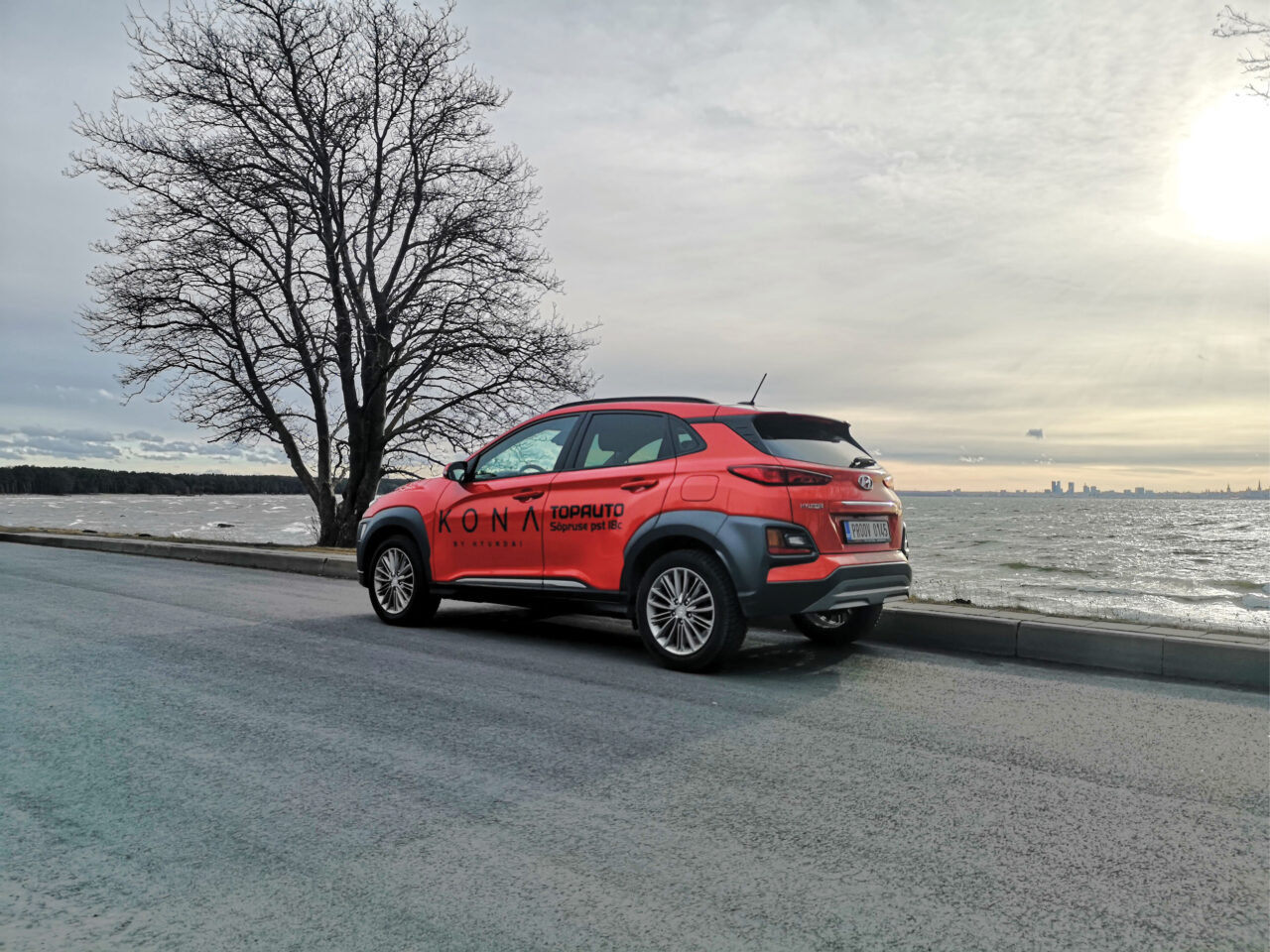 Hyundai Kona: mootoribensiin või elekter?