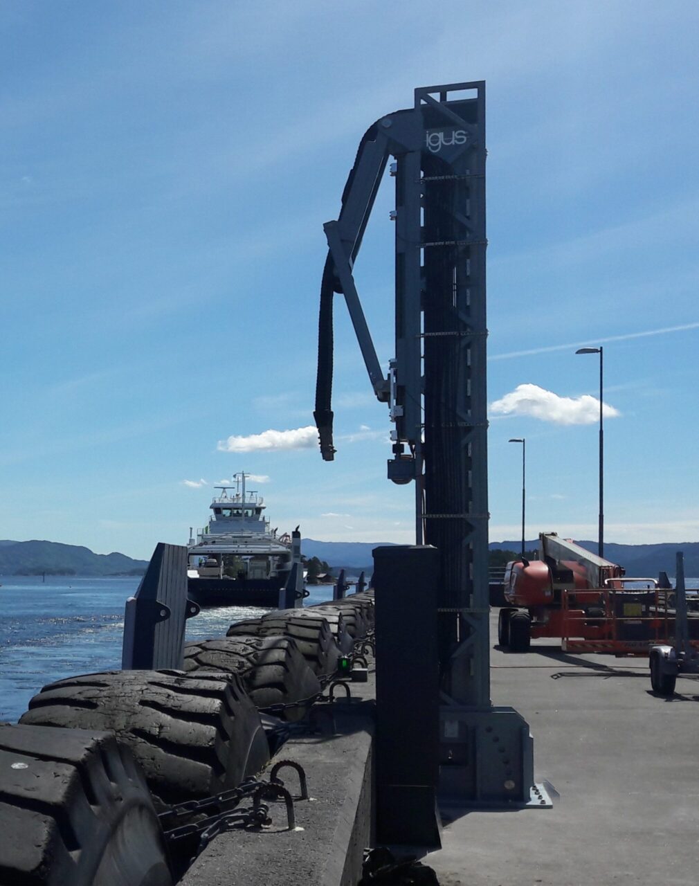 Modulaarne kaablidispenser firmalt igus laevade ohutuks toiteallikaks kaldalt