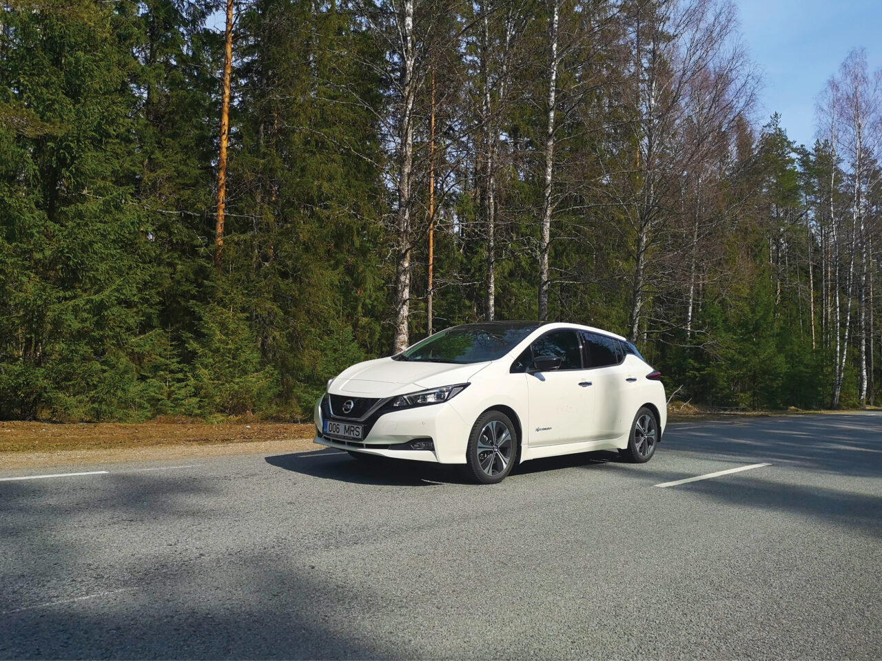 Nissan LEAF kui üks elektriautonduse teerajajaid