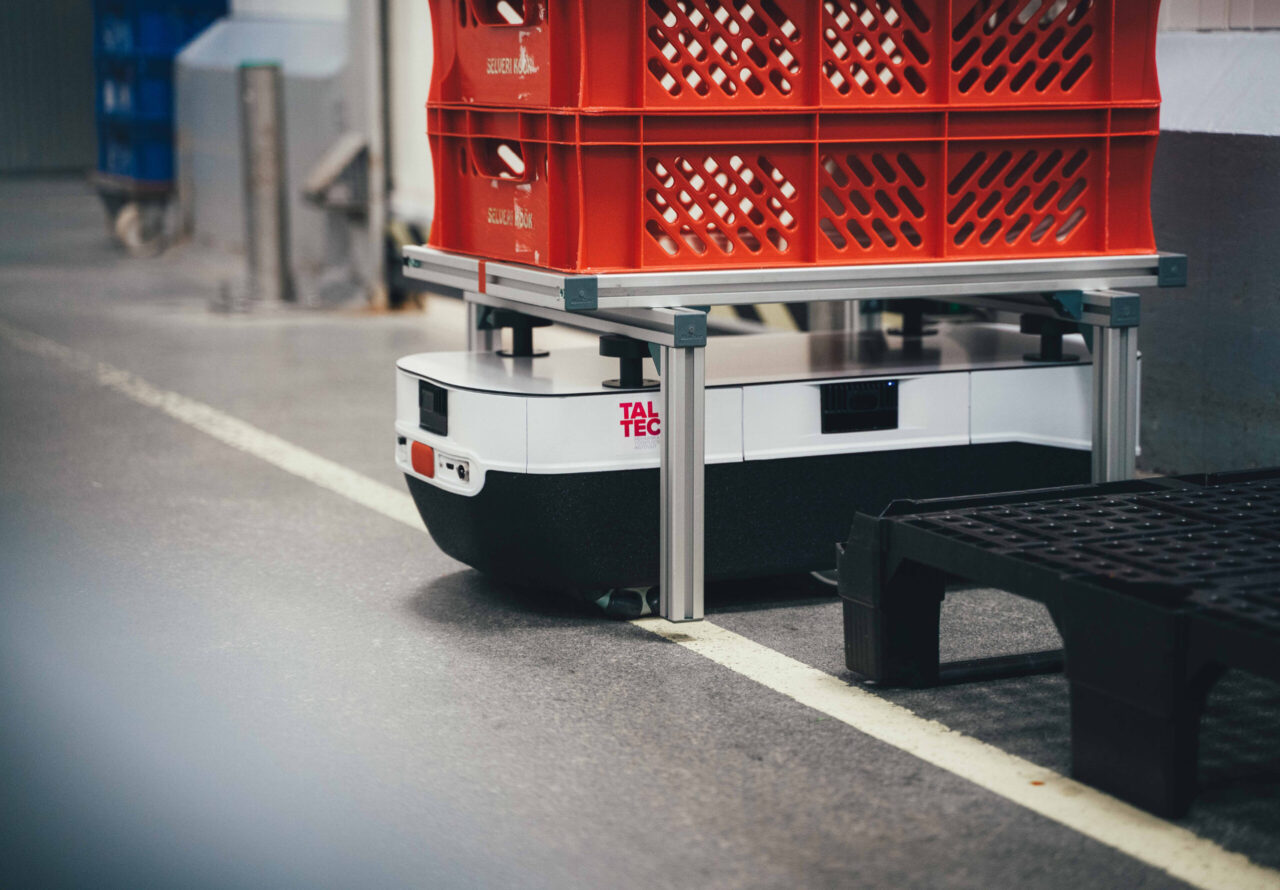 Transamees saab kaaslase – Boxbot hakkab tootmises kaste vedama